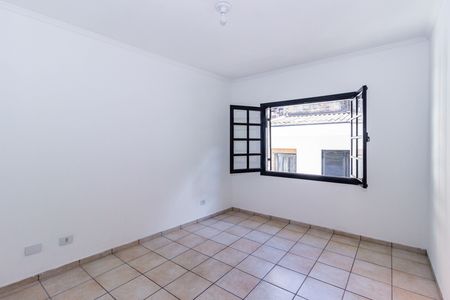 Casa para alugar com 200m², 3 quartos e 4 vagas Casa para alugar com 200m², 3 quartos e 4 vagasQuarto 2