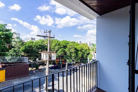 Casa para alugar com 200m², 3 quartos e 4 vagas Casa para alugar com 200m², 3 quartos e 4 vagasVaranda Quarto 1