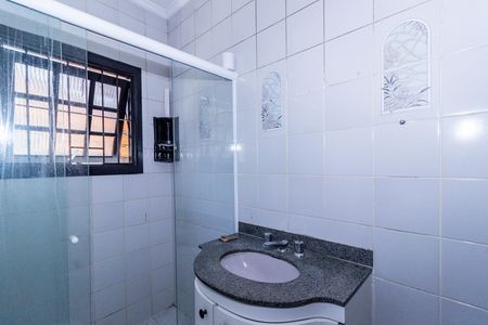 Casa para alugar com 200m², 3 quartos e 4 vagas Casa para alugar com 200m², 3 quartos e 4 vagasBanheiro 1