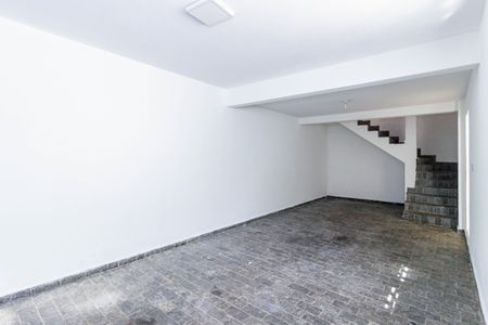 Casa para alugar com 200m², 3 quartos e 4 vagas Casa para alugar com 200m², 3 quartos e 4 vagasGaragem