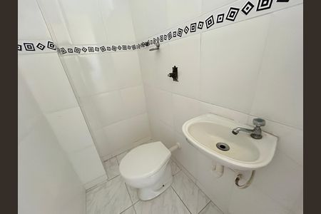 Apartamento à venda com 78m², 2 quartos e 1 vagaBanheiro de serviço