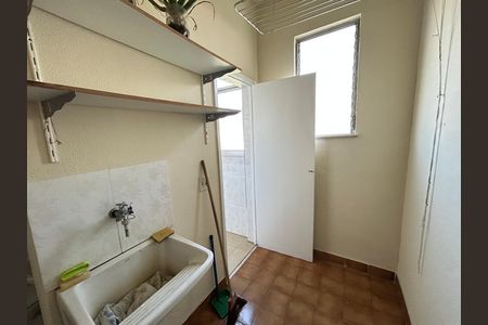 Apartamento à venda com 78m², 2 quartos e 1 vagaÁrea de Serviço