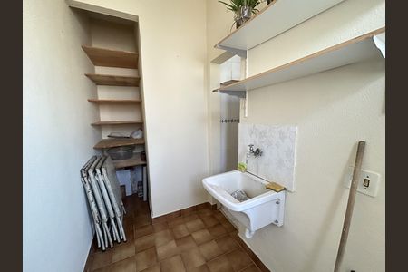 Apartamento à venda com 78m², 2 quartos e 1 vagaÁrea de Serviço