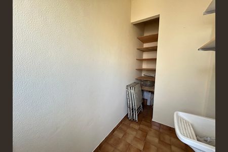 Apartamento à venda com 78m², 2 quartos e 1 vagaÁrea de Serviço