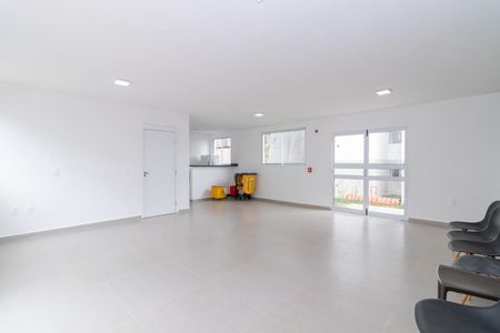 Apartamento para alugar com 33m², 2 quartos e sem vagaÁrea comum - Salão de festas