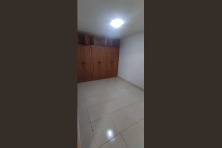 Quarto de casa para alugar com 2 quartos, 200m² em Santa Genoveva, Goiânia
