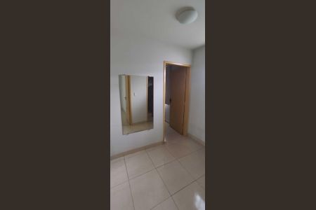 Sala de casa para alugar com 2 quartos, 200m² em Santa Genoveva, Goiânia