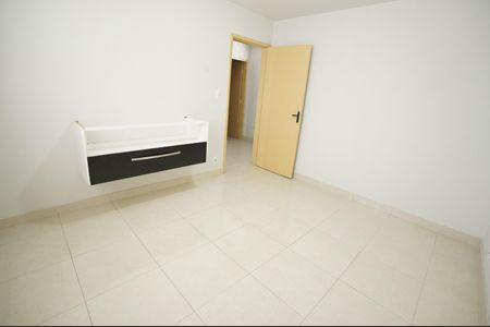 Casa para alugar com 200m², 3 quartos e 1 vagaQuarto