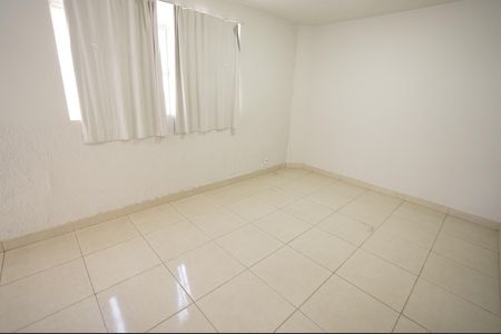 Casa para alugar com 200m², 3 quartos e 1 vagaSala