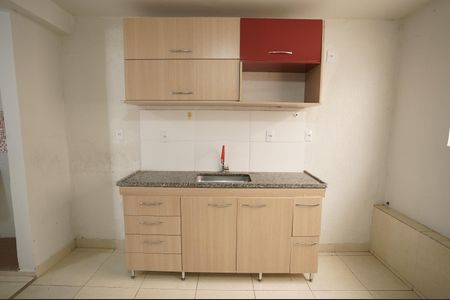 Cozinha de casa para alugar com 3 quartos, 200m² em Santa Genoveva, Goiânia