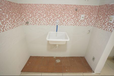 Área de serviço de casa para alugar com 3 quartos, 200m² em Santa Genoveva, Goiânia