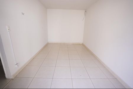 Casa para alugar com 3 quartos, 200m² em Santa Genoveva, Goiânia