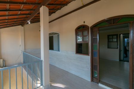 Casa para alugar com 3 quartos, 200m² em Etelvina Carneiro, Belo Horizonte