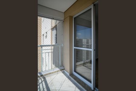 Apartamento à venda com 59m², 2 quartos e 1 vaga Apartamento à venda com 59m², 2 quartos e 1 vagaVaranda