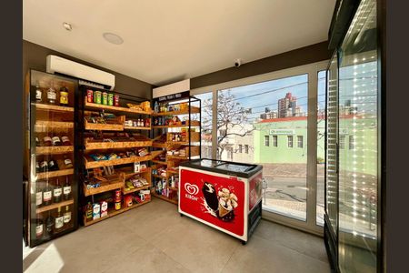Apartamento para alugar com 36m², 1 quarto e 1 vaga Apartamento para alugar com 36m², 1 quarto e 1 vagaÁrea comum - Mini Mercado