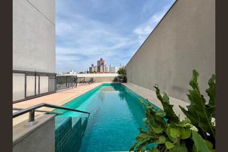 Apartamento para alugar com 36m², 1 quarto e 1 vaga Apartamento para alugar com 36m², 1 quarto e 1 vagaÁrea comum - Piscina