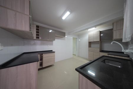 Casa para alugar com 250m², 3 quartos e 3 vagasCozinha