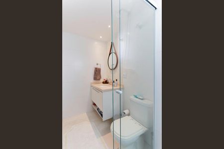 Apartamento à venda com 196m², 3 quartos e 3 vagasBanheiro da suíte 3