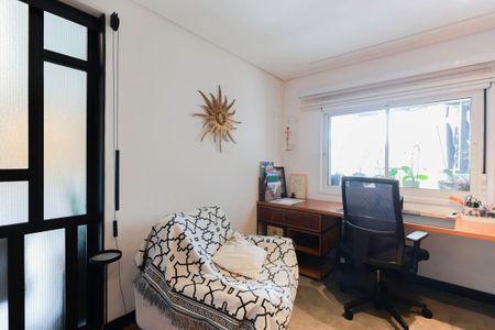 Apartamento à venda com 196m², 3 quartos e 3 vagasEscritório