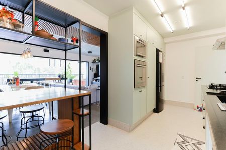 Apartamento à venda com 196m², 3 quartos e 3 vagasCozinha