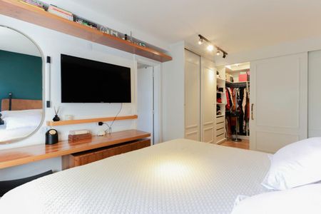 Apartamento à venda com 196m², 3 quartos e 3 vagasSuíte 1