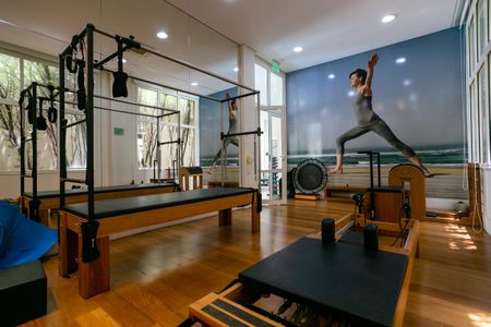 Apartamento à venda com 196m², 3 quartos e 3 vagasÁrea comum - Espaço de pilates