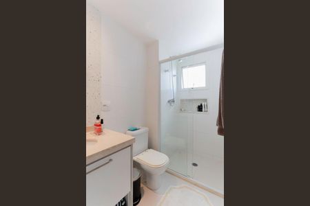 Apartamento à venda com 196m², 3 quartos e 3 vagasBanheiro da suíte 3