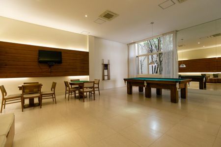 Apartamento à venda com 196m², 3 quartos e 3 vagasÁrea comum - Salão de jogos adulto