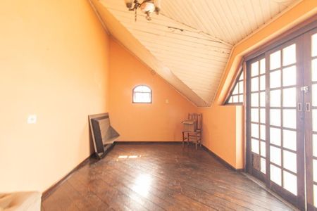 Casa de condomínio para alugar com 140m², 1 quarto e sem vagaQuarto 