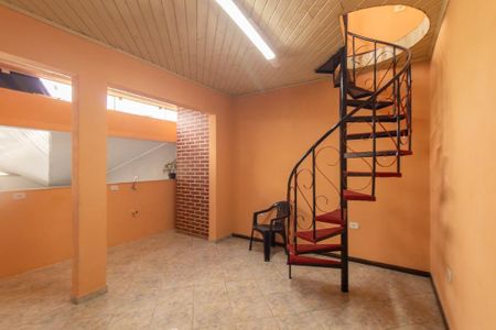 Casa de condomínio para alugar com 140m², 1 quarto e sem vagaCozinha e Área de Serviço