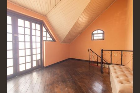 Casa de condomínio para alugar com 140m², 1 quarto e sem vagaQuarto 