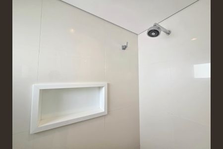 Apartamento para alugar com 126m², 2 quartos e 2 vagas Apartamento para alugar com 126m², 2 quartos e 2 vagasBanheiro da Suíte 1
