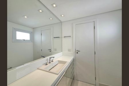 Apartamento para alugar com 126m², 2 quartos e 2 vagas Apartamento para alugar com 126m², 2 quartos e 2 vagasBanheiro da Suíte 1