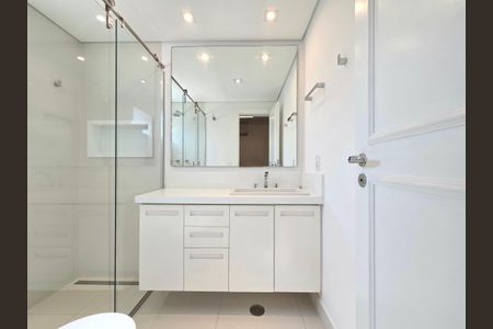 Apartamento para alugar com 126m², 2 quartos e 2 vagas Apartamento para alugar com 126m², 2 quartos e 2 vagasBanheiro da Suíte 2