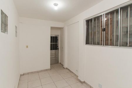 Apartamento para alugar com 60m², 2 quartos e sem vaga