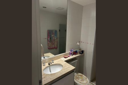 Banheiro de apartamento à venda com 3 quartos, 73m² em Jardim Celeste, São Paulo