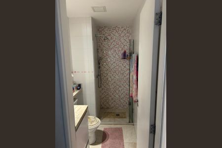 Banheiro de apartamento à venda com 3 quartos, 73m² em Jardim Celeste, São Paulo