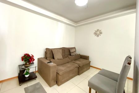 Sala de apartamento à venda com 3 quartos, 90m² em Lagoinha, Belo Horizonte