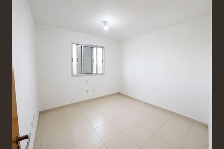 Quarto de apartamento para alugar com 2 quartos, 63m² em Residencial Eldorado, Goiânia