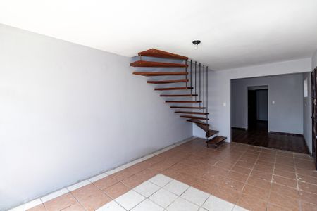 Casa à venda com 3 quartos, 130m² em Jardim Sao Luiz, São Paulo