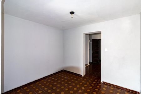 Casa à venda com 130m², 3 quartos e 4 vagas