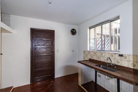 Casa à venda com 130m², 3 quartos e 4 vagas