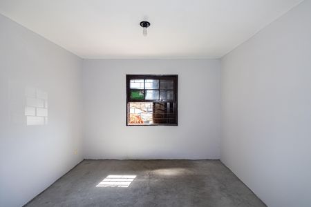 Casa à venda com 130m², 3 quartos e 4 vagas