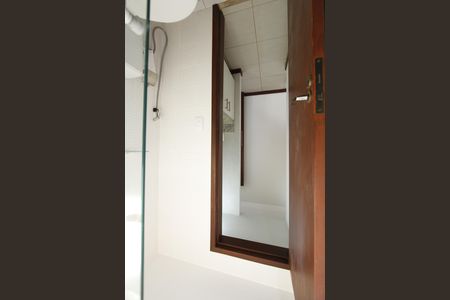 Apartamento à venda com 77m², 3 quartos e 2 vagasBanheiro Social