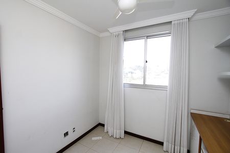 Apartamento à venda com 77m², 3 quartos e 2 vagasQuarto 1