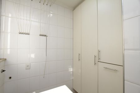 Apartamento à venda com 77m², 3 quartos e 2 vagasÁrea de Serviço