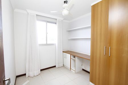 Apartamento à venda com 77m², 3 quartos e 2 vagasQuarto 1