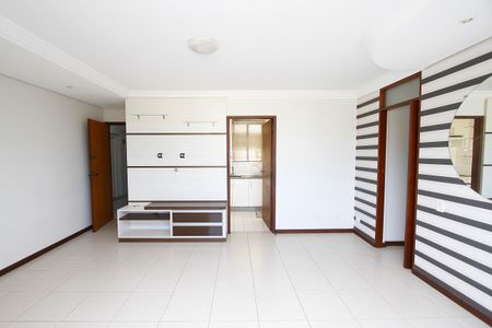 Apartamento à venda com 77m², 3 quartos e 2 vagasSala