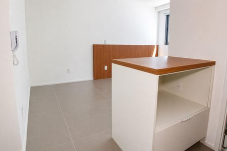 Cozinha de kitnet/studio para alugar com 1 quarto, 23m² em Cerqueira César, São Paulo