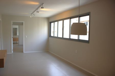 Apartamento para alugar com 83m², 2 quartos e 1 vagaSala
